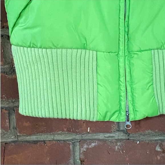 Tommy Hilfiger Green Puffer Vest - Picture 6 of 16